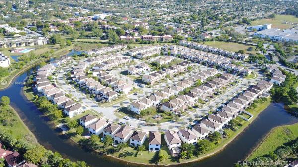 Foxcroft, 9075 SW 36th Mnr, Miramar, Florida 33025, image 2