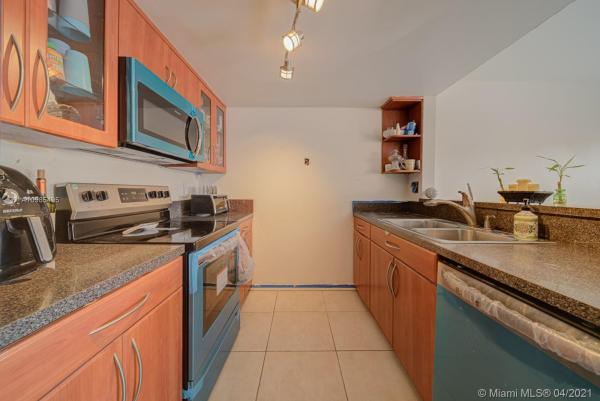 Gables Townhomes, 8575 NW 5th Ter #1510, Fountainebleau, Florida 33126, image 2