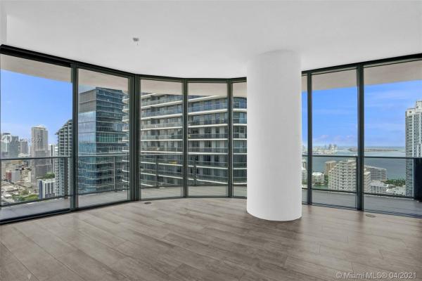 Brickell Heights East, 45 SW 9th St #4201, Miami, Florida 33130, image 2