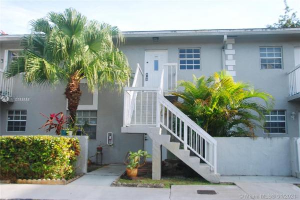 Monterey Village, 470 NE 210th Cir Ter #20311, Ives Estates, Florida 33179, image 2