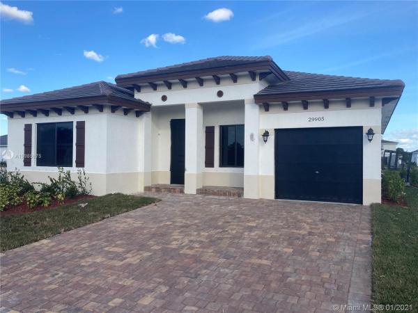 Baywood Homes, 29905 SW 157th Pl, Leisure City, Florida 33033, image 2