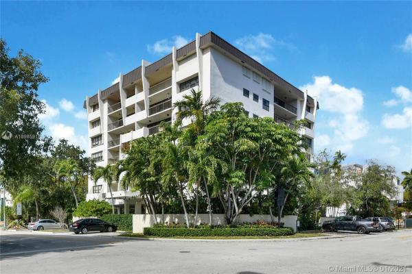9300 Harbor Terrace, 9300 Bay Harbor Ter #2D, Bay Harbor Islands, Florida 33154, image 2