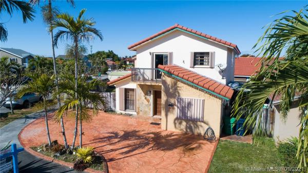 13337 SW 61st Ter, Kendale Lakes, Florida 33183, image 2