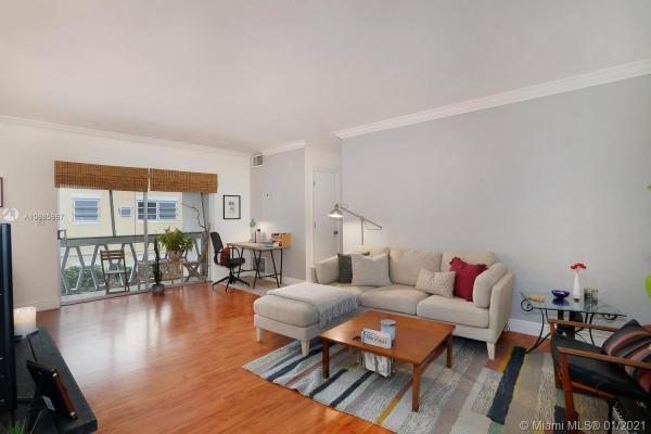 Edgewater Of Coral Gables, 35 Edgewater Dr #202, Coral Gables, Florida 33133, image 1