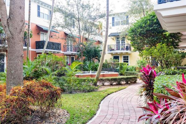 Belle Isle, 2283 NE 9th Ave, Wilton Manors, Florida 33305, image 2