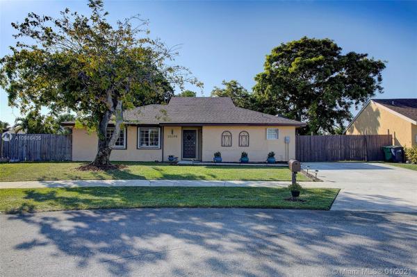 Oak Park, 20490 SW 123rd Pl, South Miami Heights, Florida 33177, image 2