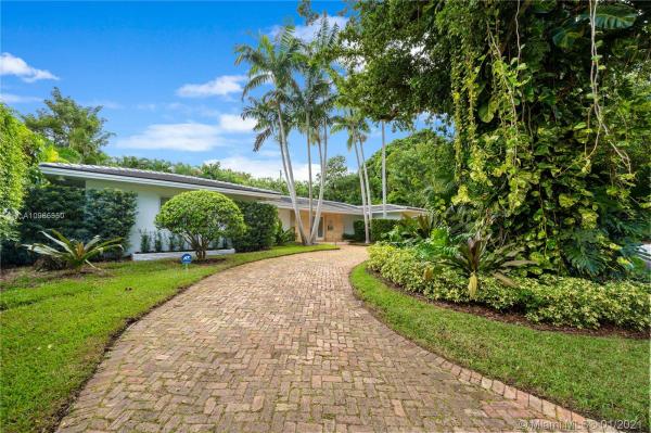 Bruno Estates, 740 Coronado Ave #, Coral Gables, Florida 33143, image 2