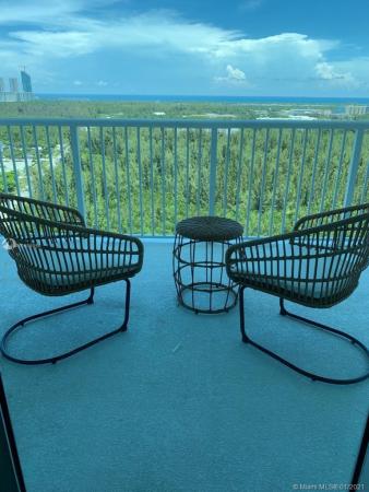 One Fifty One At Biscayne, 15051 Royal Oaks Ln #2303, North Miami, Florida 33181, image 2