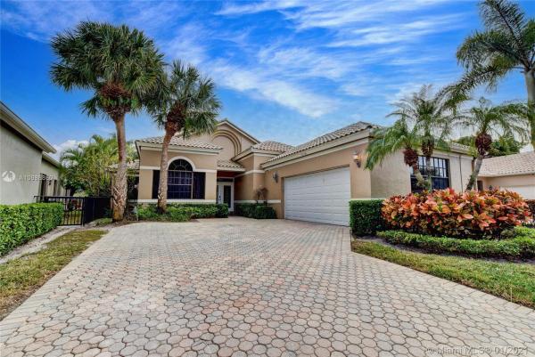 Dover At Wycliffe, 10166 Dover Carriage Ln, Lake Worth, Florida 33449, image 1