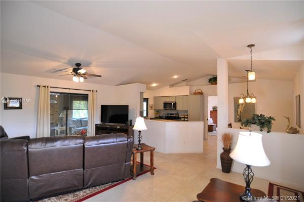 1733 SW Ardmore St St, Florida 34953, image 2
