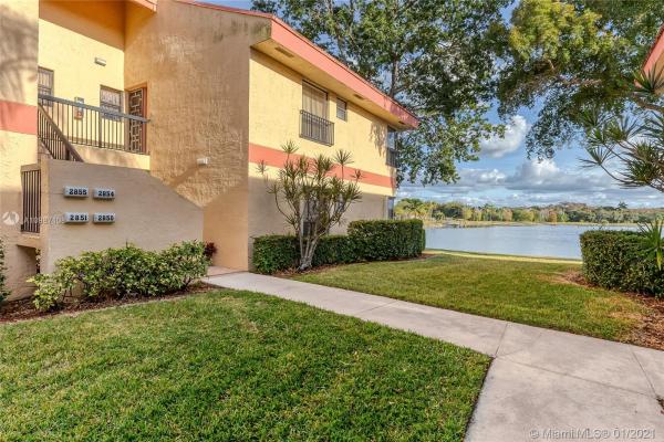 Applewood Village 2, 2854 S Carambola Cir S #19125, Coconut Creek, Florida 33066, image 1