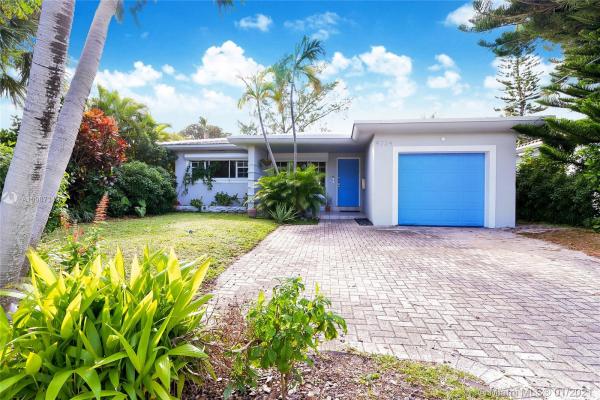 Altos Del Mar, 9224 Byron Ave, Surfside, Florida 33154, image 2