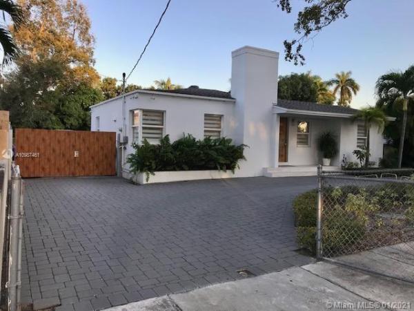 Stadler Grove, 11 SW 39th Ct, Miami, Florida 33134, image 2