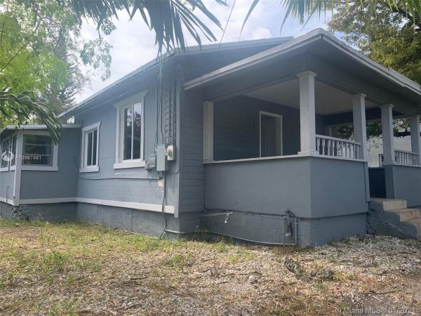 Northern Boulevard, 332 NW 34th St, Miami, Florida 33127, image 1