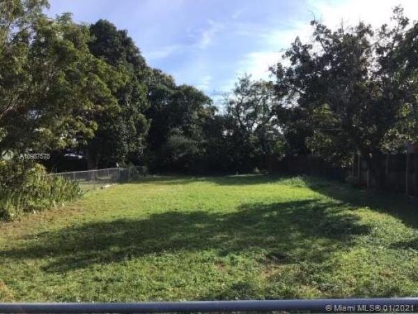 Tamiami Trail Park, Miami, Florida 33134, image 1