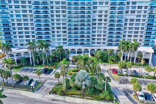 3800 S Ocean Dr #902, Hallandale Beach, Florida 33019, image 3