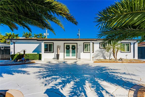 Tropical Highlands, 8711 SW 41st St, Olympia Heights, Florida 33165, image 2