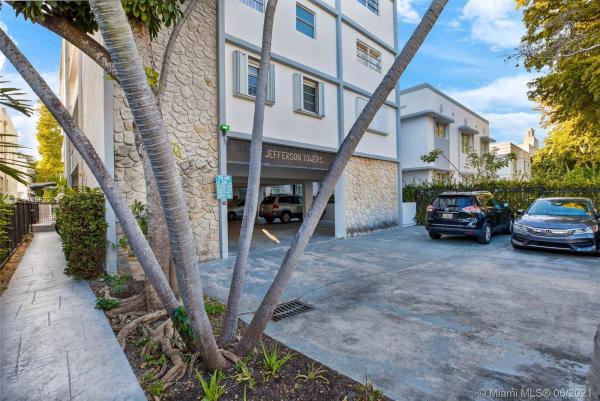 910 Jefferson Towers, 910 Jefferson Ave #5D, Miami Beach, Florida 33139, image 2
