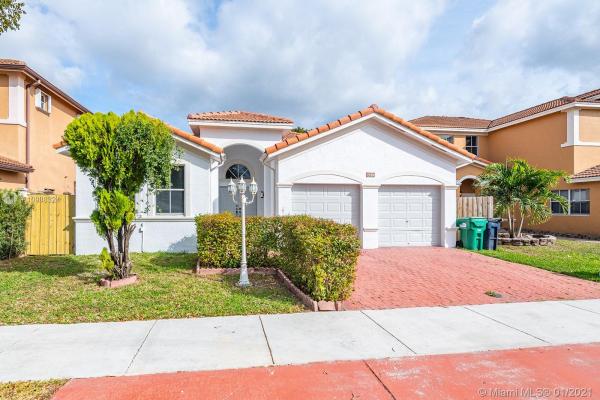 Riviera Trace, 1109 NW 136th Ave, Tamiami, Florida 33182, image 2