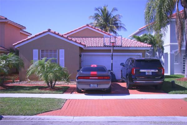 Gardens At Huntington, 4810 SW 153rd Ter, Miramar, Florida 33027, image 2