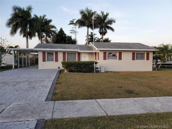 Pine Manor, 365 NW 16th St, Homestead, Florida 33030, image 1