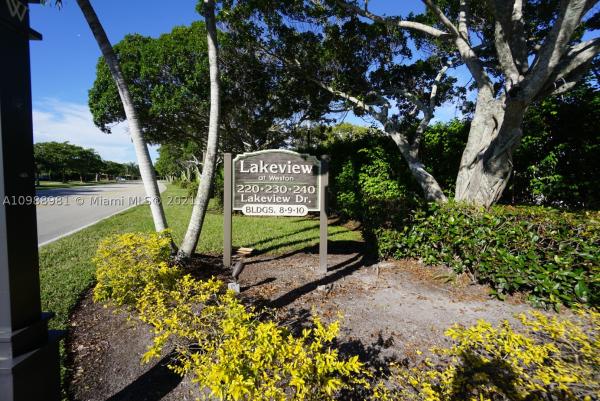 Racquet Club At Bonaventure, 220 Lakeview Dr #211, Weston, Florida 33326, image 1