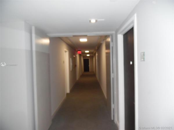 Coronado Tower 2, 20301 W Country Club Dr #2222, Aventura, Florida 33180, image 2
