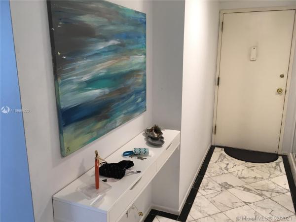 Canongate, 800 NE 195th St #314, Ives Estates, Florida 33179, image 2
