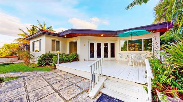 Biscayne Beach, 1571 Stillwater Dr, Miami Beach, Florida 33141, image 2