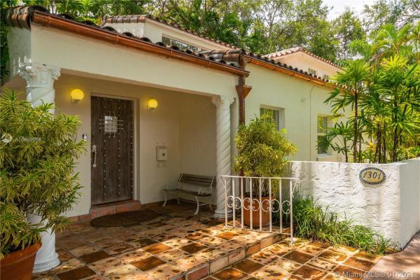 Granada, 1301 Asturia Ave, Coral Gables, Florida 33134, image 2