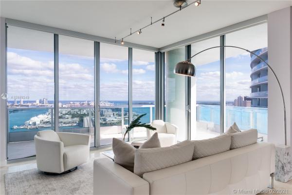 900 Biscayne Bay, 900 Biscayne Blvd #4001, Miami, Florida 33132, image 2