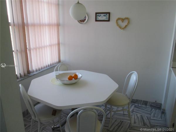 Winston Towers 400, 231 174th St #415, Sunny Isles Beach, Florida 33160, image 2