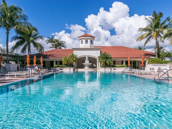 Turnberry Village South Tower, 19900 E Country Club Dr #314, Aventura, Florida 33180, image 2