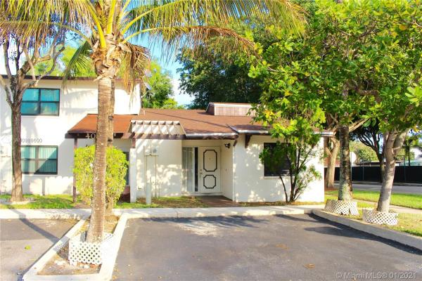 4025 SW 68th Ln #1-J, Miramar, Florida 33023, image 2