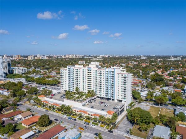 The Aston, 3000 Coral Way #917, Miami, Florida 33145, image 2