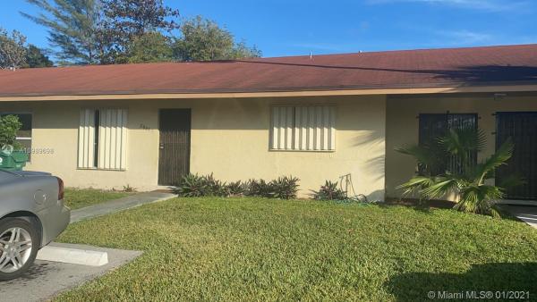Waterside Townhomes, 28031 SW 139th Ct #., Leisure City, Florida 33033, image 2