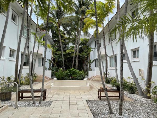 Moulin Rouge, 741 6th St #204W, Miami Beach, Florida 33139, image 2