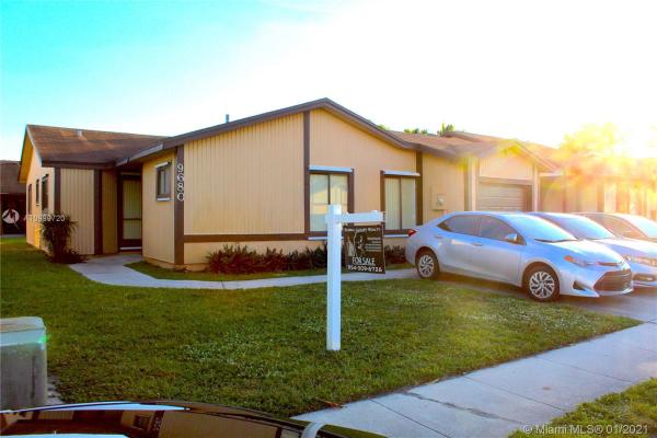 9680 W Elm Ln, Miramar, Florida 33025, image 2