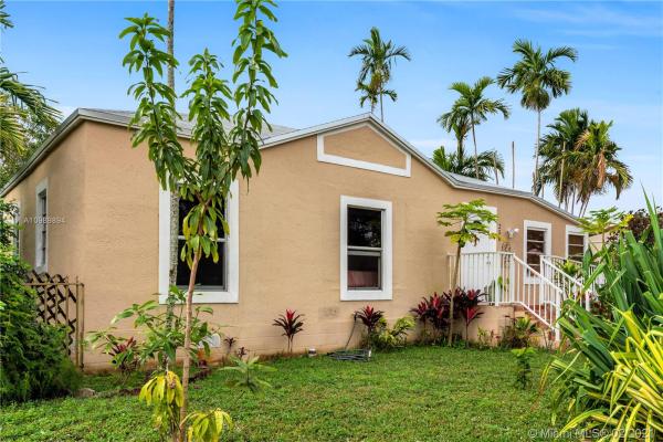Miami Springs No HOA, 250 N Corydon Dr, Miami Springs, Florida 33166, image 2