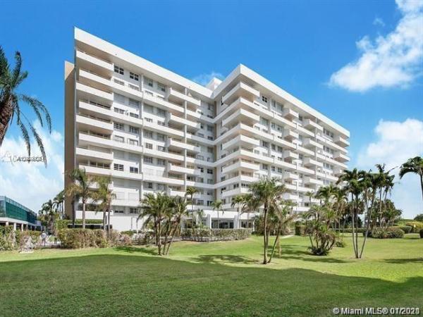 Commodore Club East, 177 Ocean Lane Dr #1002, Key Biscayne, Florida 33149, image 2