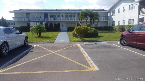 Farnham, 34 Farnham B, Deerfield Beach, Florida 33442, image 1