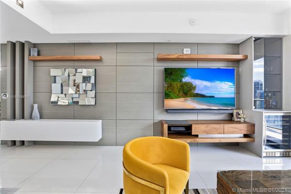 1010 Brickell, 1010 Brickell Ave #3603, Miami, Florida 33131, image 2