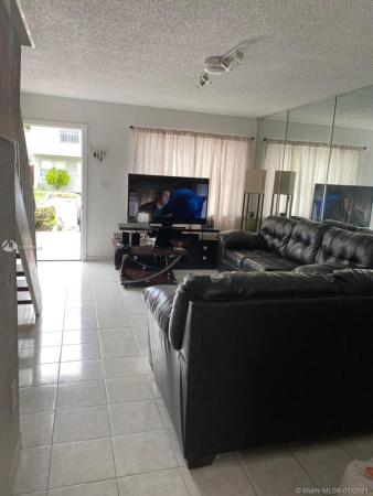 Oasis En Mango Hill, 3995 W 9th Ct #28, Hialeah, Florida 33012, image 1