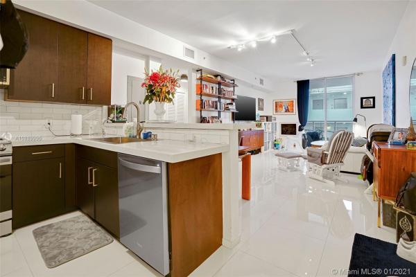 2020 Lofts, 2020 Prairie Ave #303, Miami Beach, Florida 33139, image 1