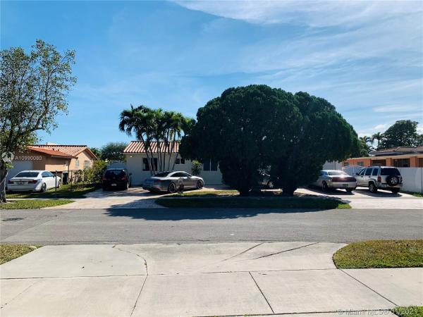 Green Briar West, 9650 SW 19th St, Westchester, Florida 33165, image 2