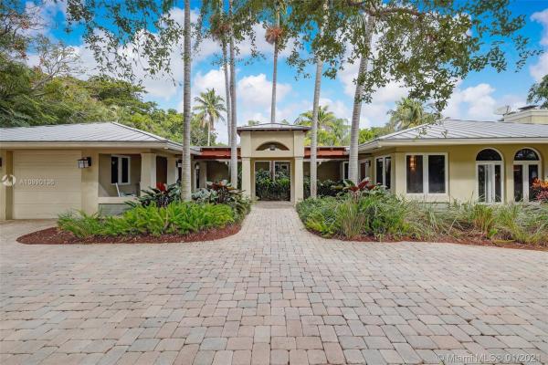 Helms Country Estates, 6363 SW 107th St, Pinecrest, Florida 33156, image 2