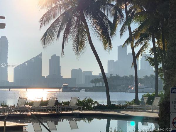 Village By The Bay, Aventura, Florida 33160, image 2