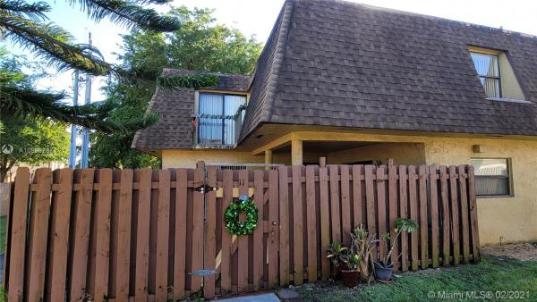 Lago Grande, 6505 W 24th Ct #11-1, Hialeah, Florida 33016, image 1