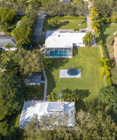 Pinecrest Residential, 5870 SW 104th St, Pinecrest, Florida 33156, image 2