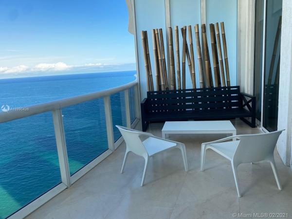 Tdr Tower 2, 15901 Collins Ave #3203, Sunny Isles Beach, Florida 33160, image 2